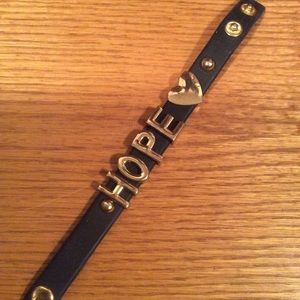 LEATHER SNAP LEATHER BRACELET